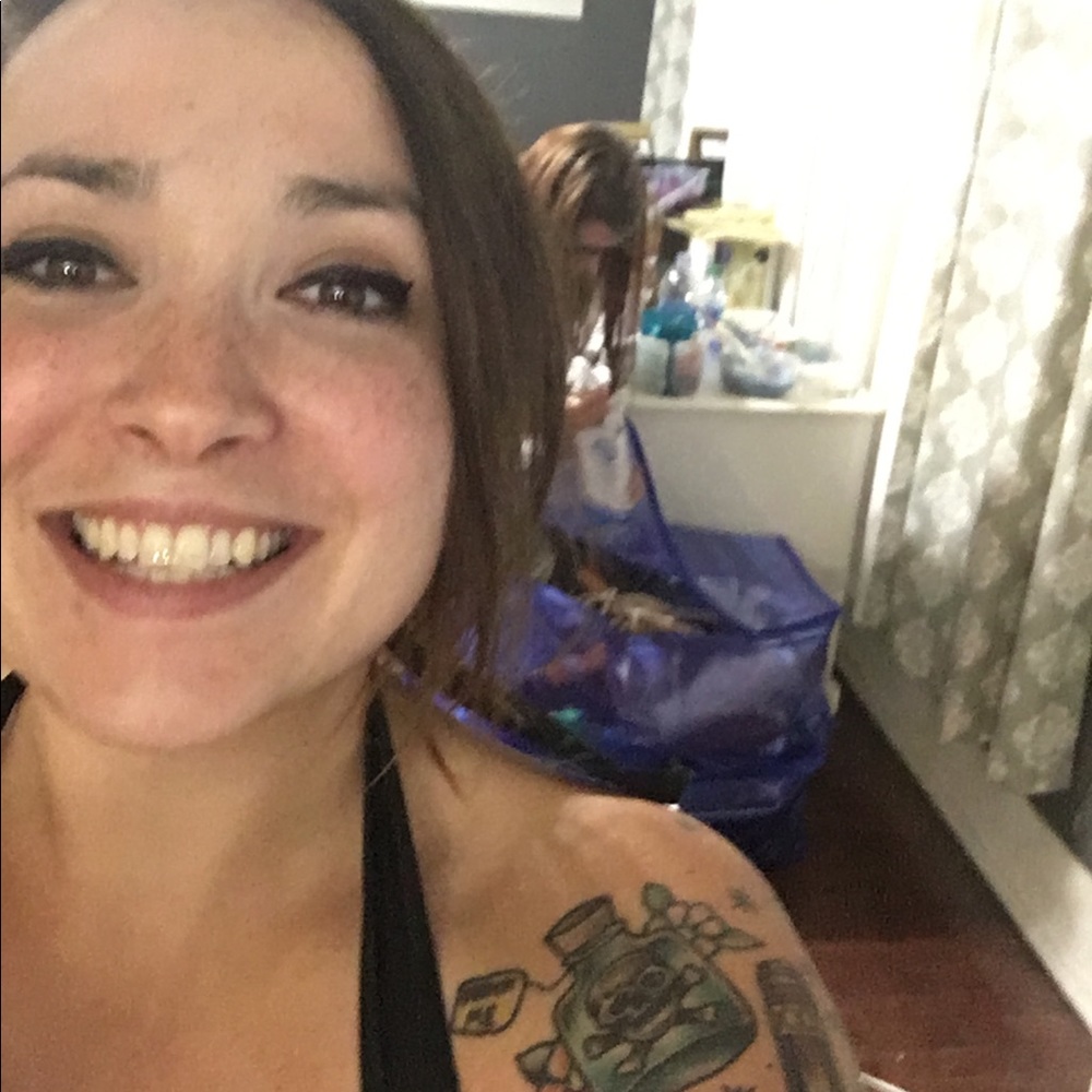 Meet your Posher, Mj